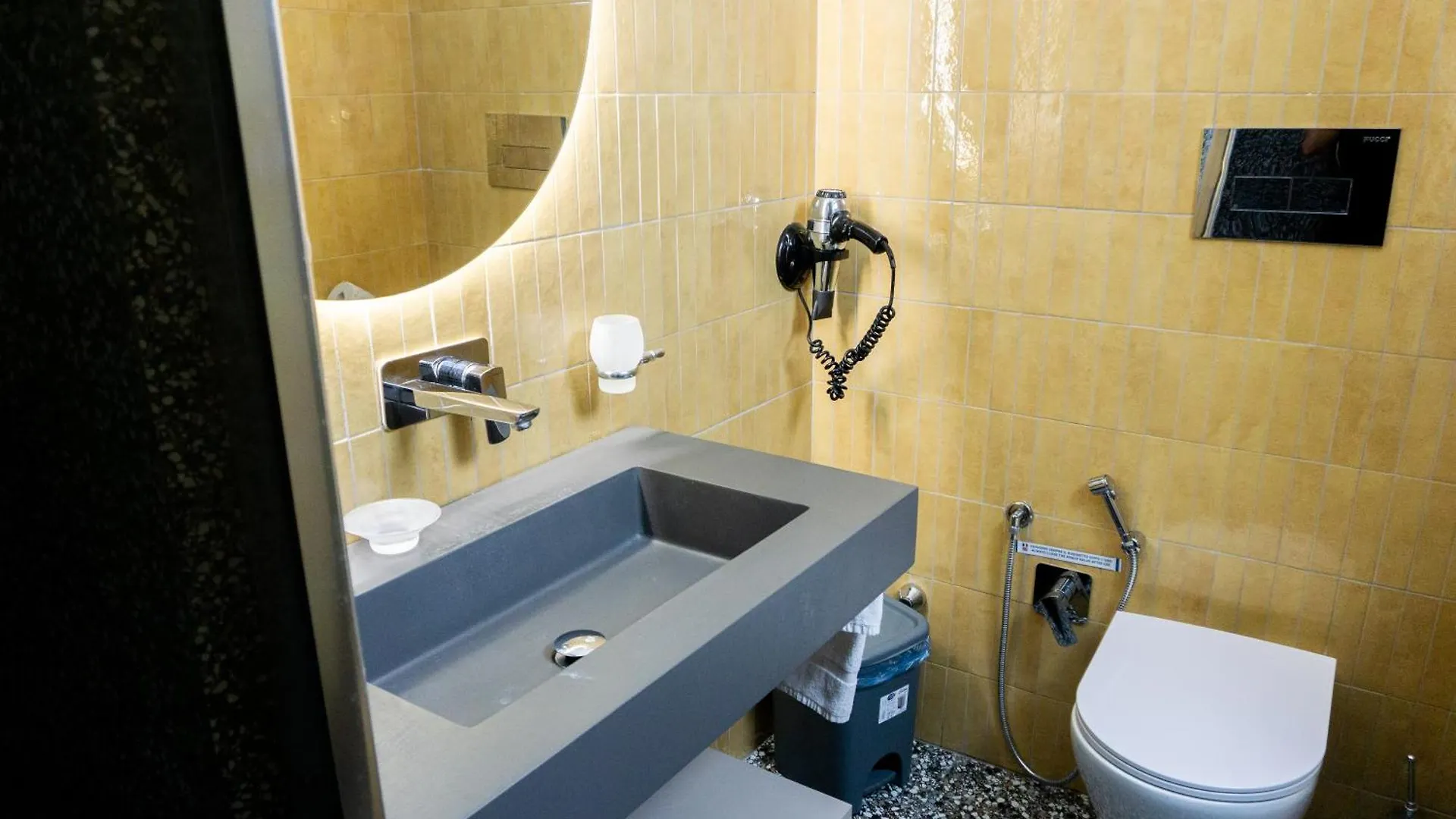 Hotel Occhi Di Napoli Experiential Relais Italie