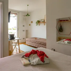  Appartement Duomo Views, Light, Jungle-inspired With Terrace Italie